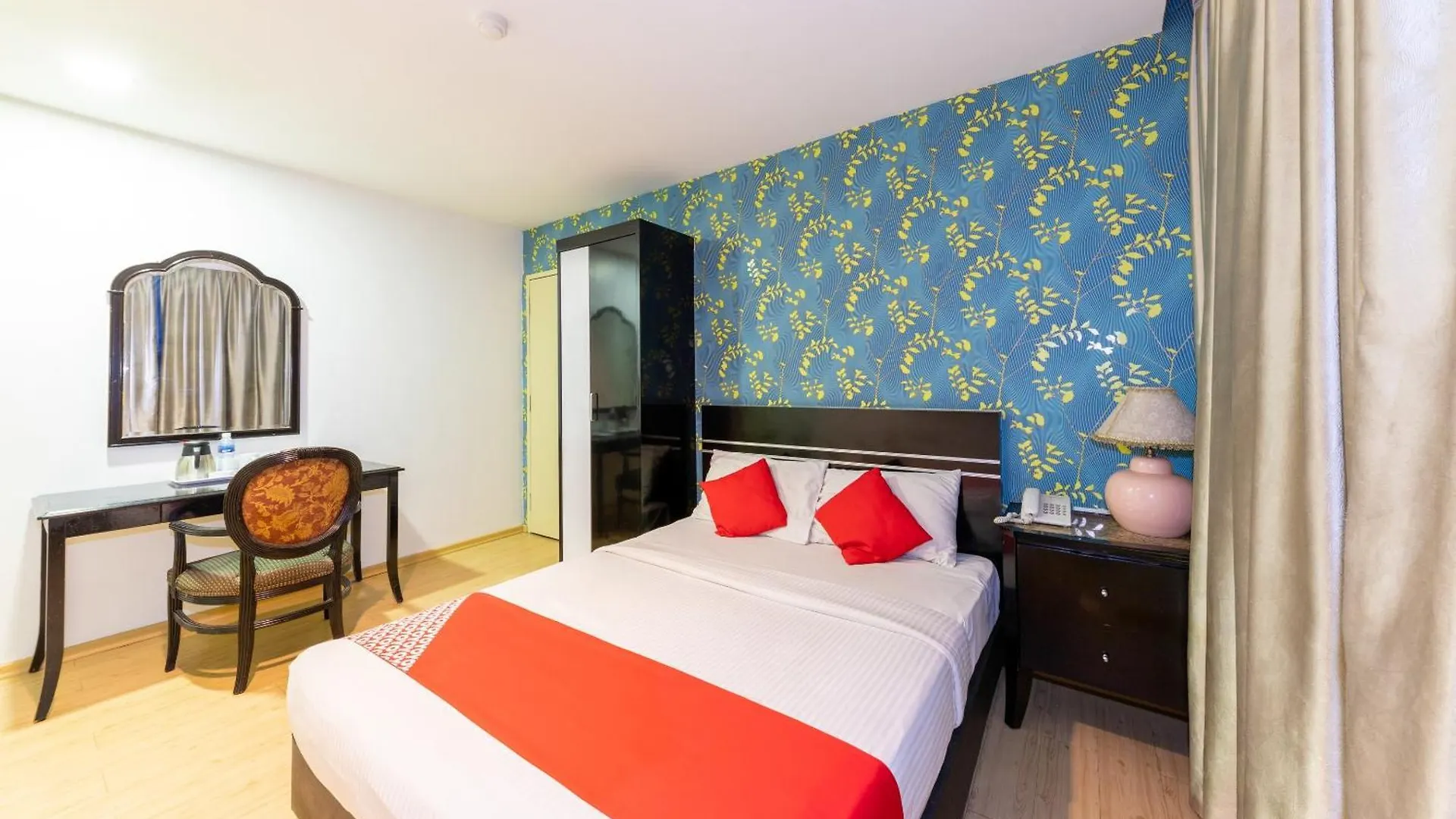 Bluebell Hotel Skudai